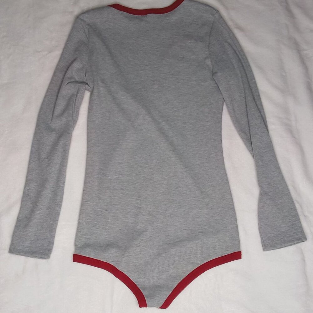 Womens 🌷 Adorable Gray And Deep Plum Long Sleeve Full Back Bodysuit Play Suit - Picture 6 of 7
